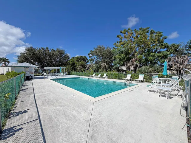 Residence photo 28