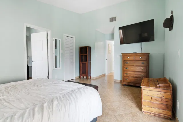 Residence photo 20