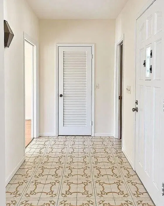 Residence photo 3
