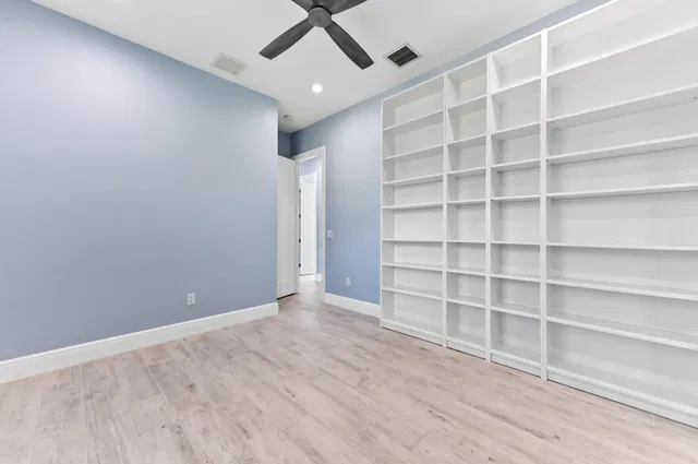  Residence photo 21