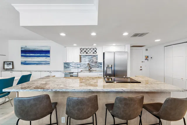Singer Island Unit PH205 photo 5