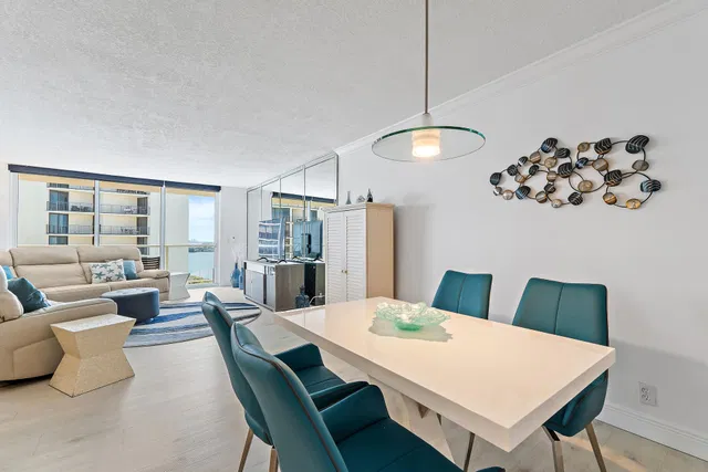 Singer Island Unit PH205 photo 8