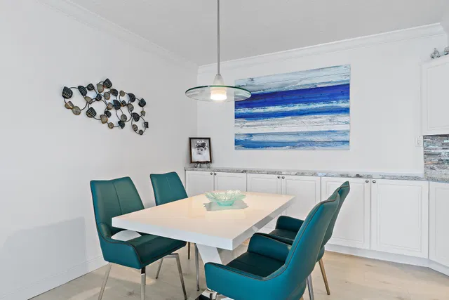Singer Island Unit PH205 photo 9