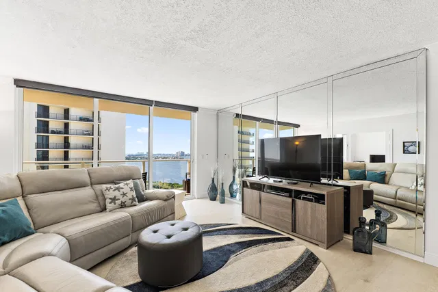 Singer Island Unit PH205 photo 12
