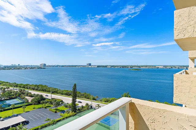Singer Island Unit PH205 photo 19