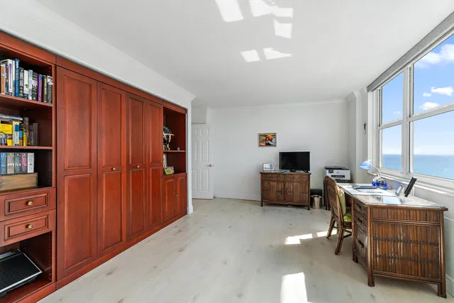 Singer Island Unit PH205 photo 23