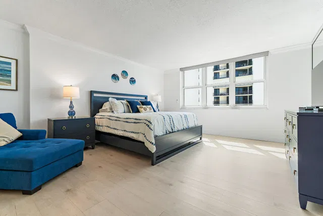 Singer Island Unit PH205 photo 38