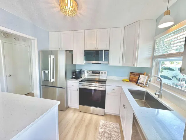  Residence photo 5