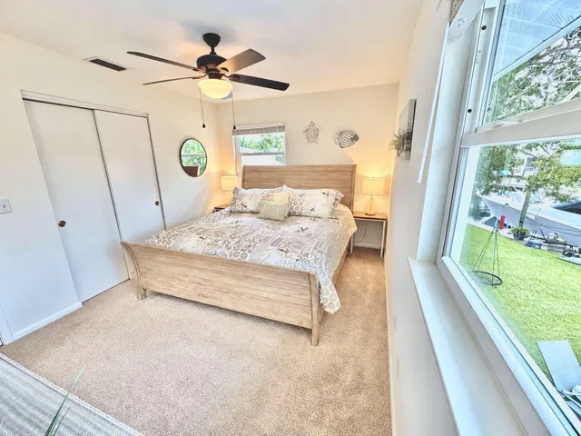 Residence photo 32