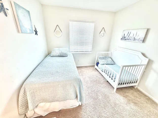  Residence photo 34