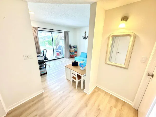  Residence photo 36