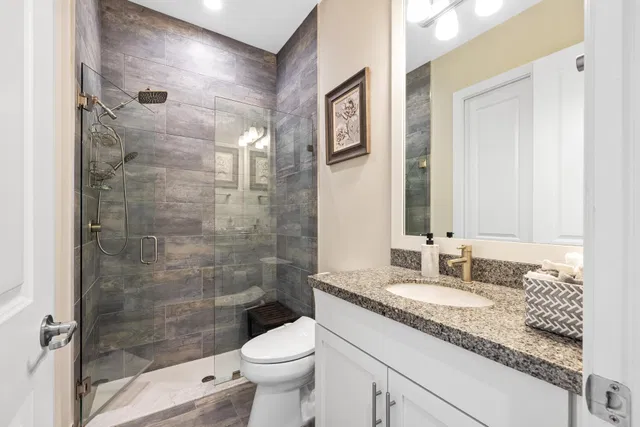 Residence photo 32