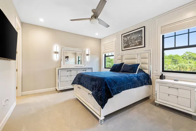 Residence photo 35