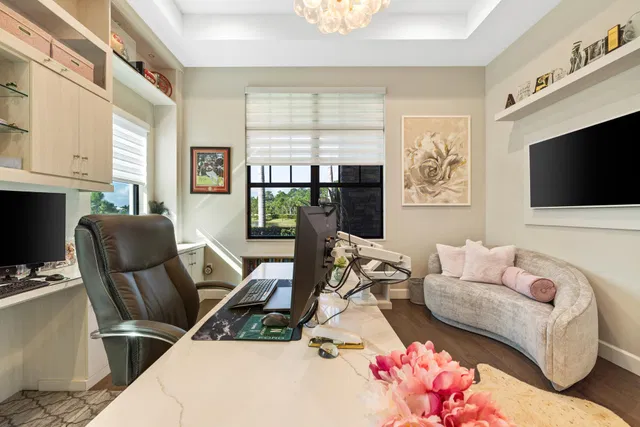 Residence photo 44