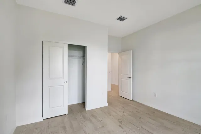 Residence photo 22