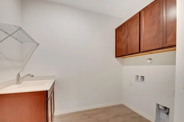 Residence photo 24