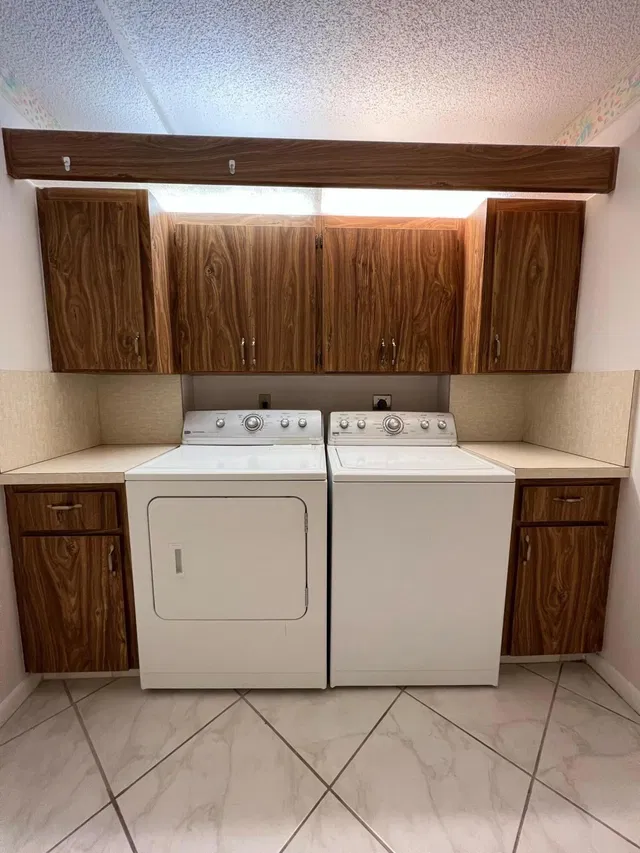 Unit 106 photo 14