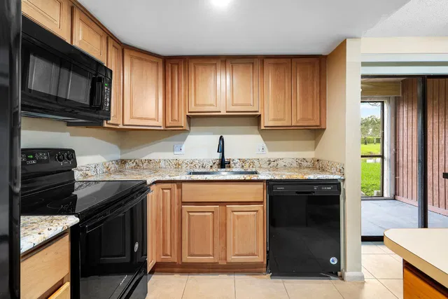 Residence photo 13