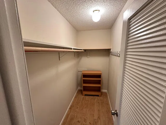 Residence photo 10