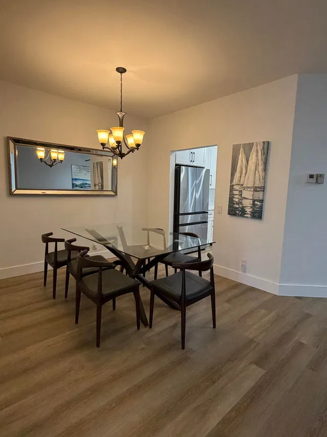 Residence photo 3