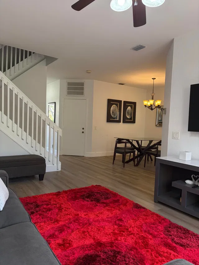 Residence photo 10