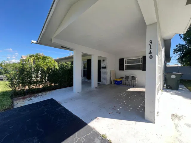 Residence photo 3