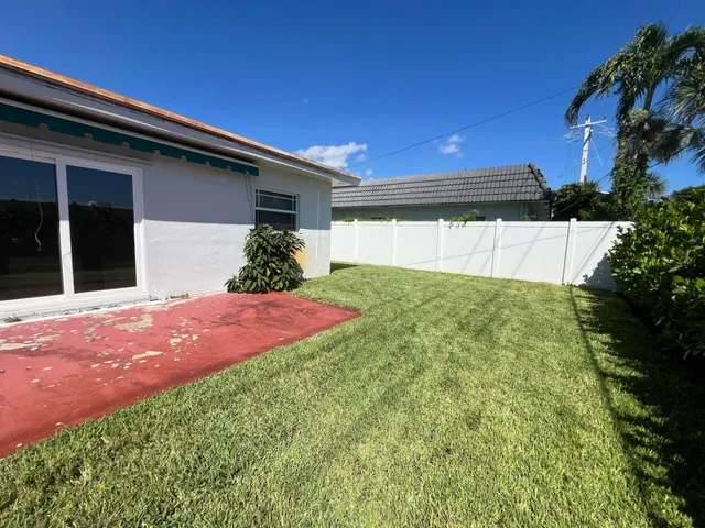 Residence photo 6