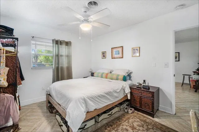Residence photo 20