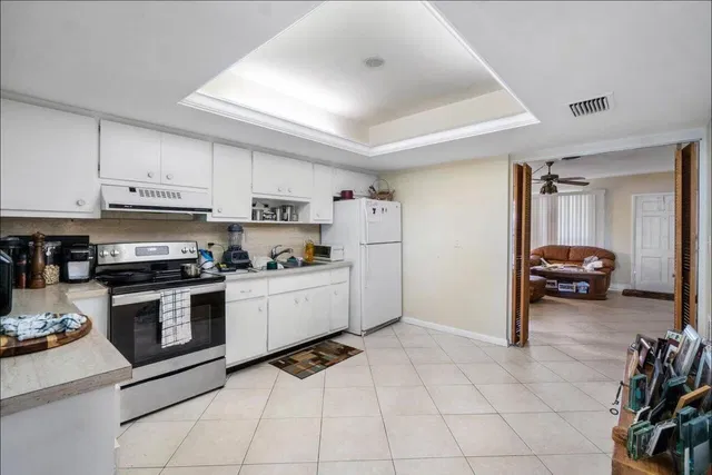 Residence photo 26