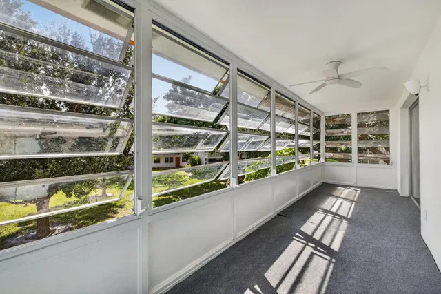 Unit D14 photo 26