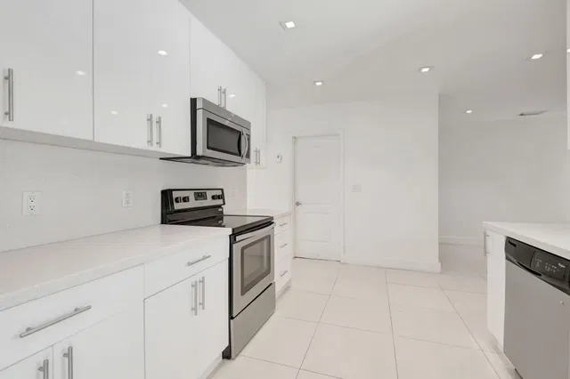 Residence photo 14