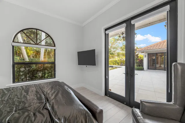 Residence photo 50
