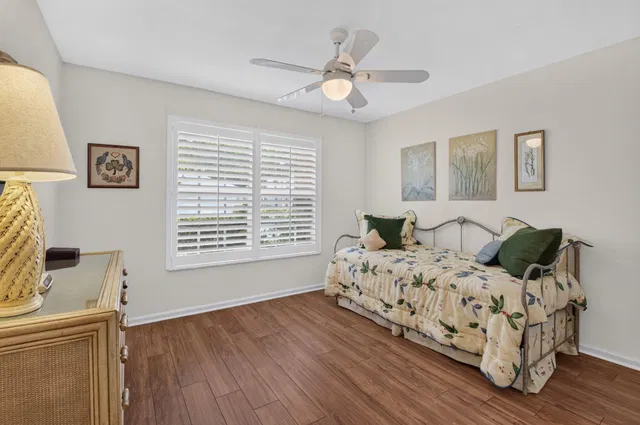 Residence photo 24