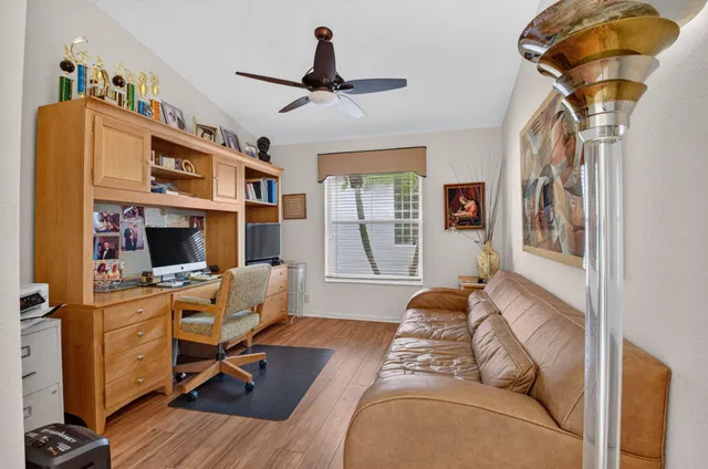 Residence photo 27