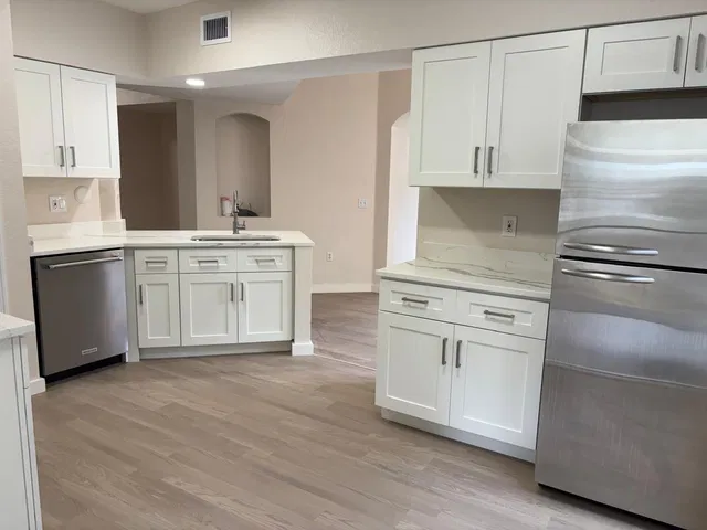 Unit 1509 photo 4
