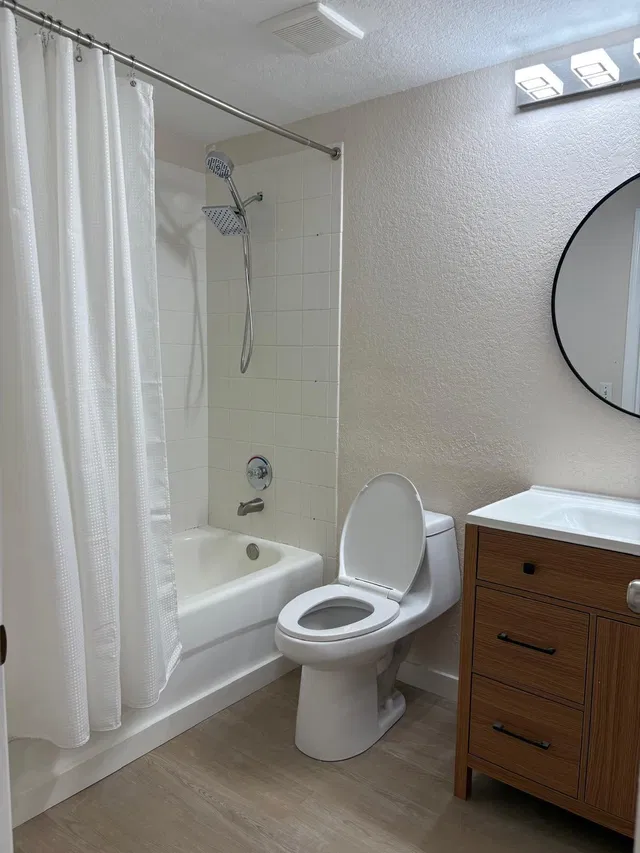 Unit 1509 photo 17