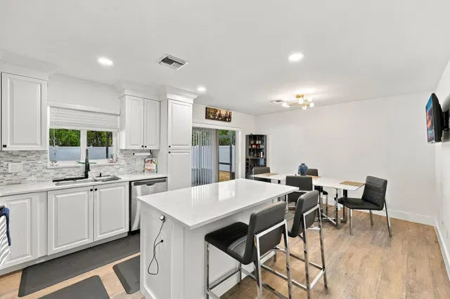 Residence photo 19