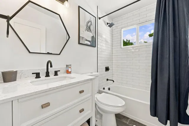 Residence photo 36