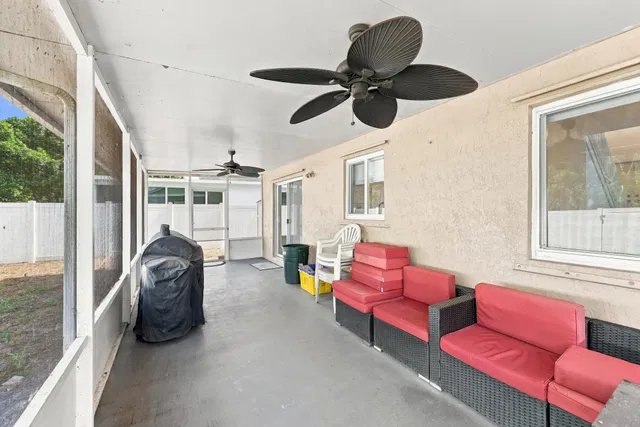 Residence photo 44