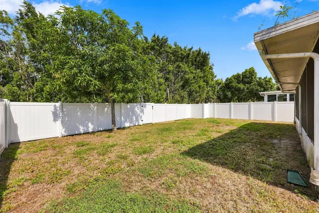 Residence photo 46