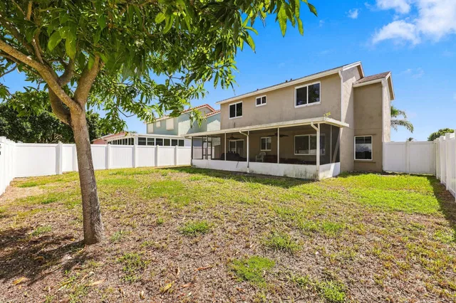 Residence photo 47