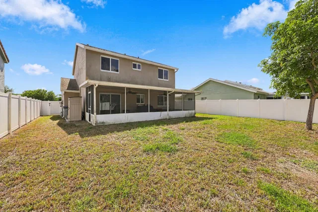 Residence photo 49