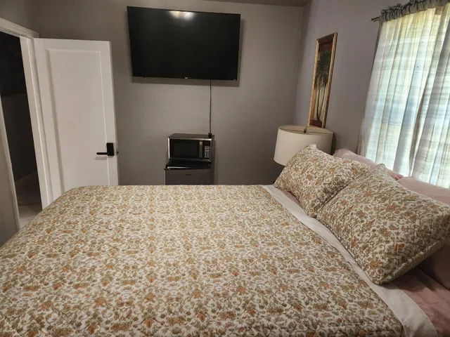 Residence photo 4