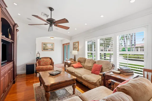 Boca Bath & Tennis Residence photo 5