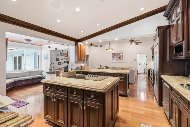 Boca Bath & Tennis Residence photo 14