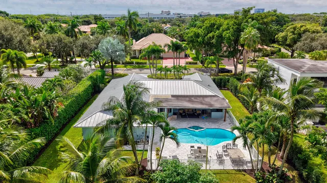 Boca Bath & Tennis Residence photo 39
