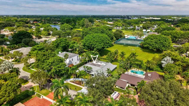 Boca Bath & Tennis Residence photo 40