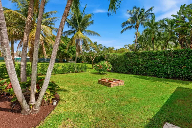 Boca Bath & Tennis Residence photo 53