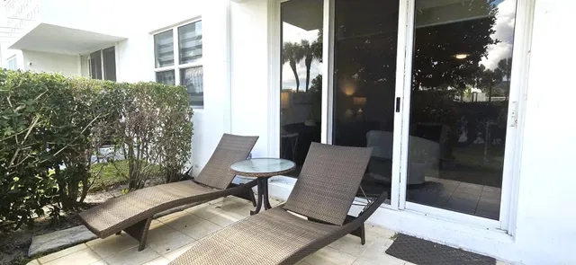 South Palm Beach Unit 1070 photo 11