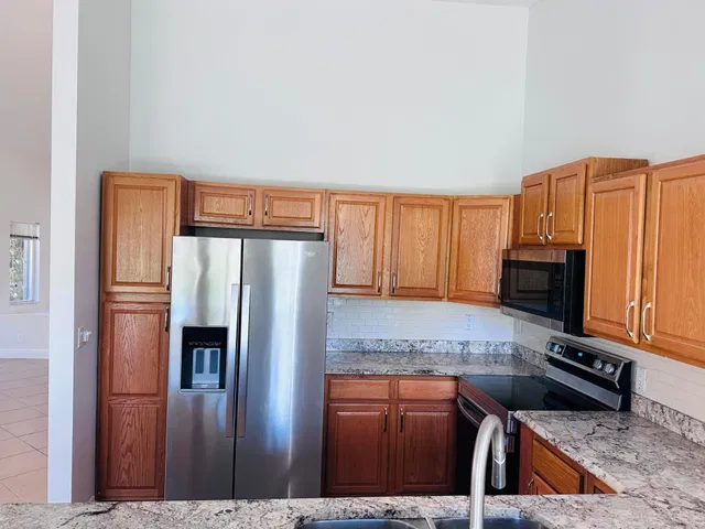 Residence photo 6